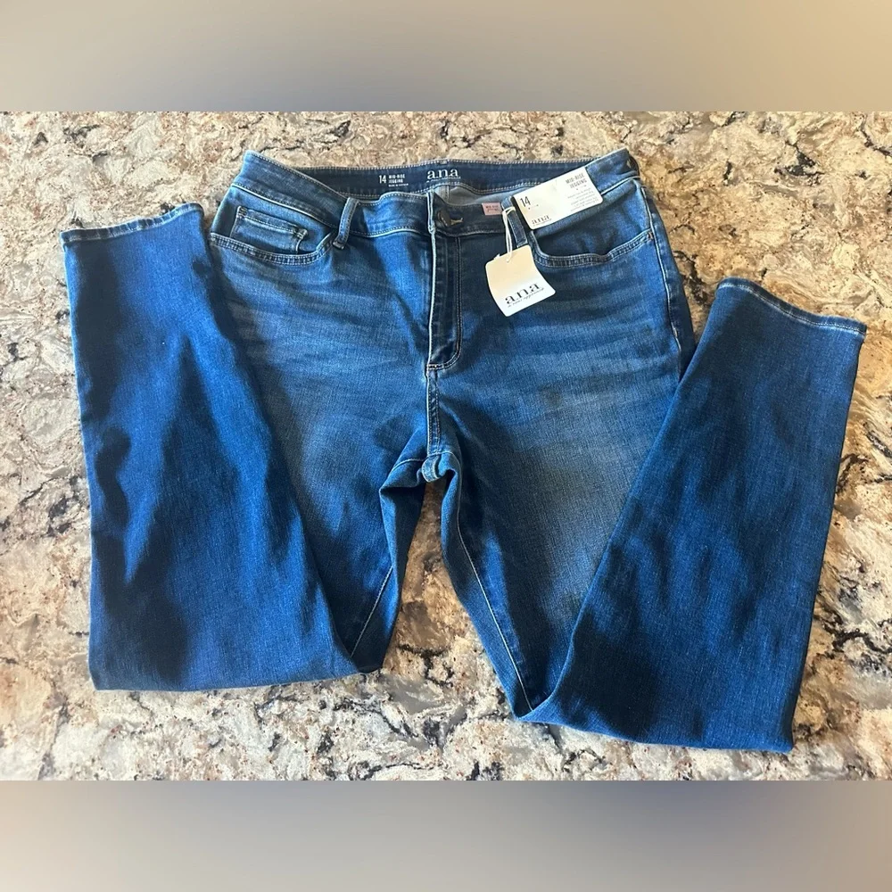 A.N.A. Mid-Rise Jeggings Size 14 New Indigo Blue Jeans - Picture 2 of 10